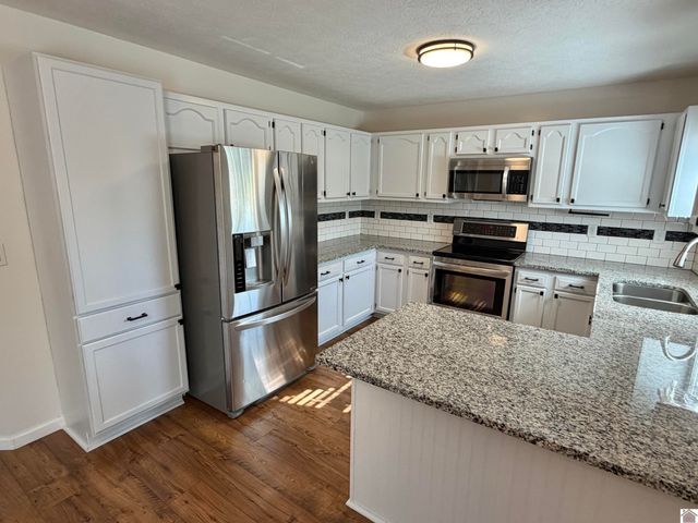 215 Dana Lane, Mayfield, KY 42066