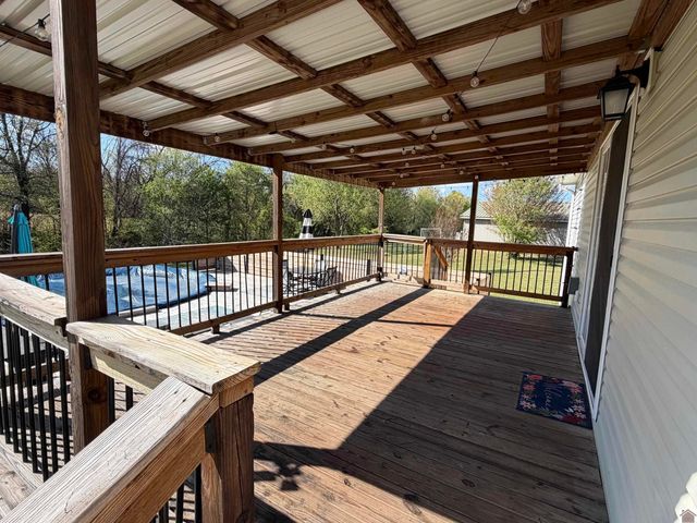 215 Dana Lane, Mayfield, KY 42066