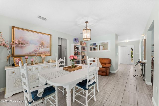 1140 Two Oaks Boulevard, Merritt Island, FL 32952