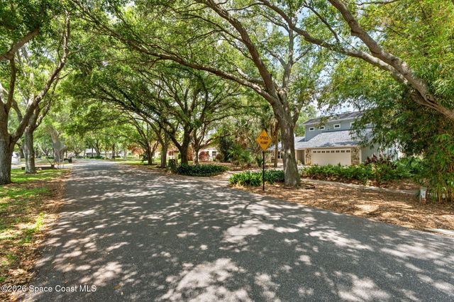 1140 Two Oaks Boulevard, Merritt Island, FL 32952