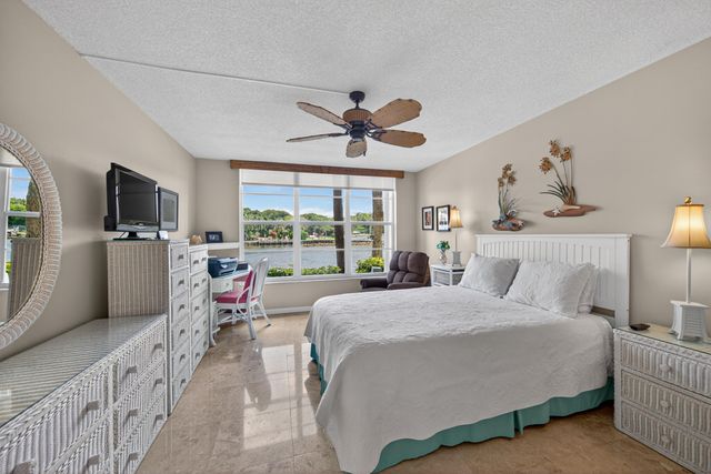 3100 NE 48th Court, Lighthouse Point, FL 33064