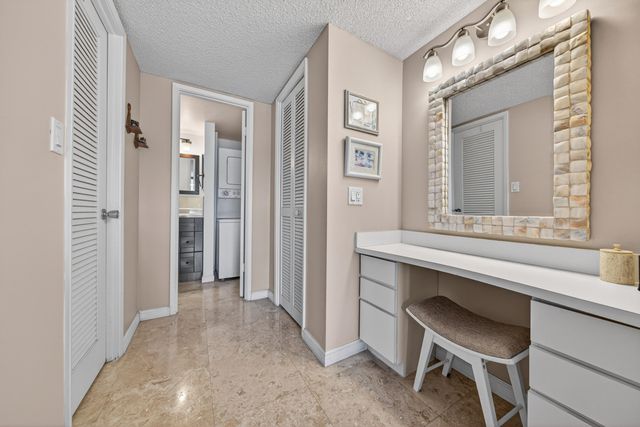 3100 NE 48th Court, Lighthouse Point, FL 33064