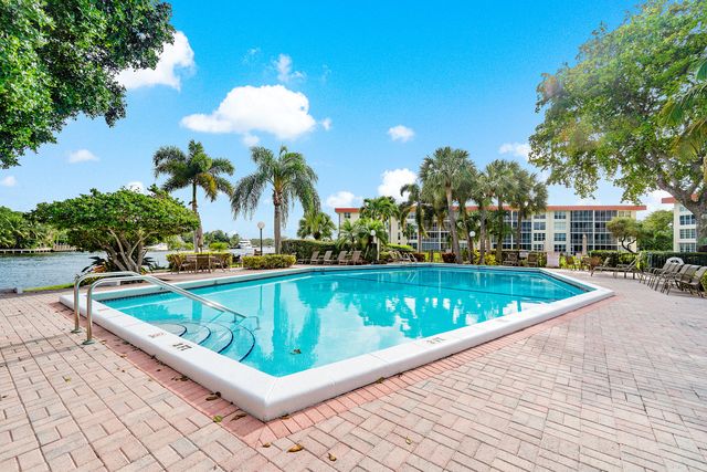 3100 NE 48th Court, Lighthouse Point, FL 33064