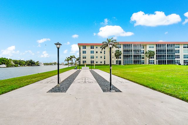 3100 NE 48th Court, Lighthouse Point, FL 33064