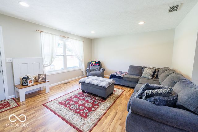 3708 Megan Court, Spencer, IN 47460