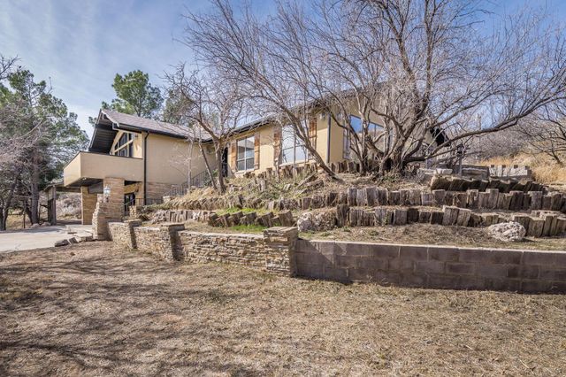 15 LANCASTER Road, Amarillo, TX 79124