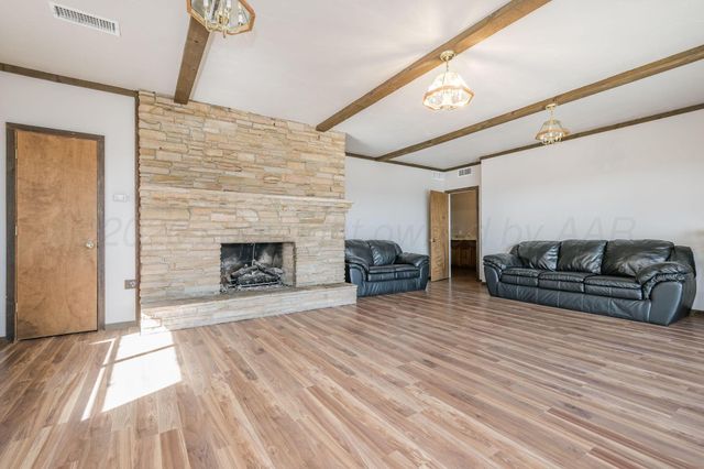 15 LANCASTER Road, Amarillo, TX 79124