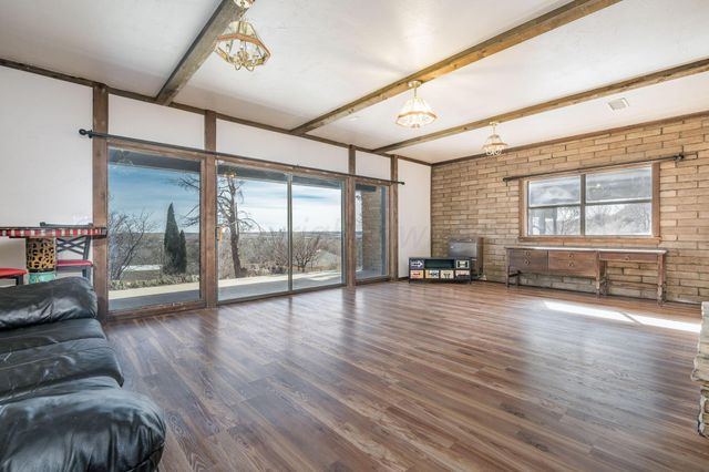 15 LANCASTER Road, Amarillo, TX 79124