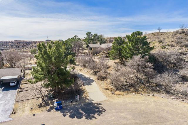 15 LANCASTER Road, Amarillo, TX 79124