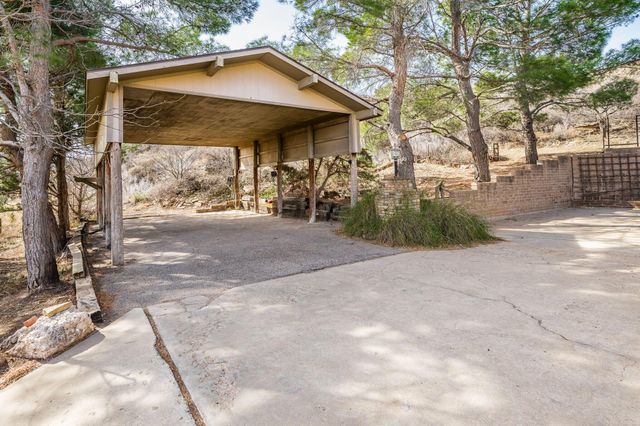 15 LANCASTER Road, Amarillo, TX 79124