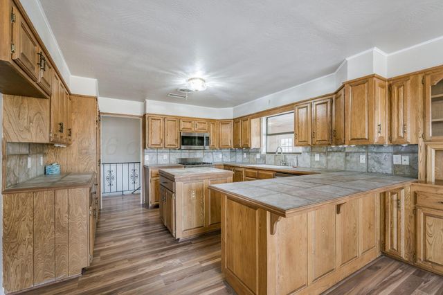 15 LANCASTER Road, Amarillo, TX 79124