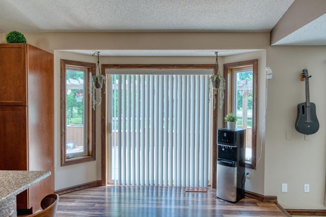 3803 Globe Flower Circle N, Brooklyn Park, MN 55443