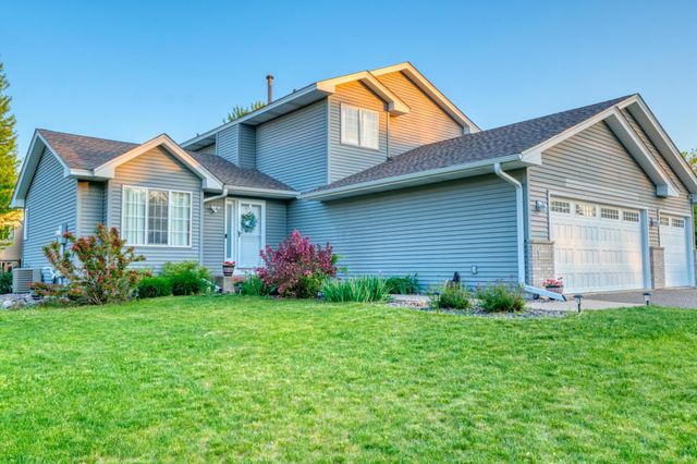 3803 Globe Flower Circle N, Brooklyn Park, MN 55443