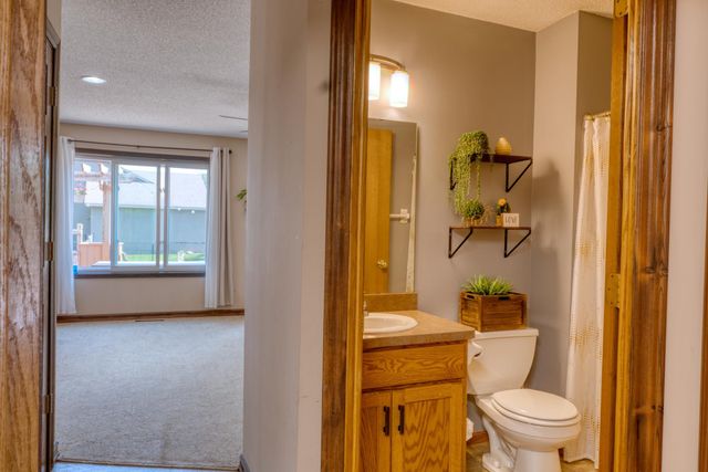 3803 Globe Flower Circle N, Brooklyn Park, MN 55443
