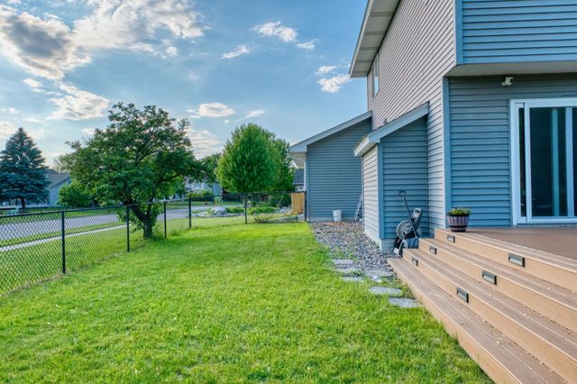 3803 Globe Flower Circle N, Brooklyn Park, MN 55443