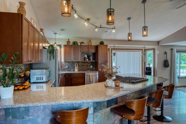 3803 Globe Flower Circle N, Brooklyn Park, MN 55443