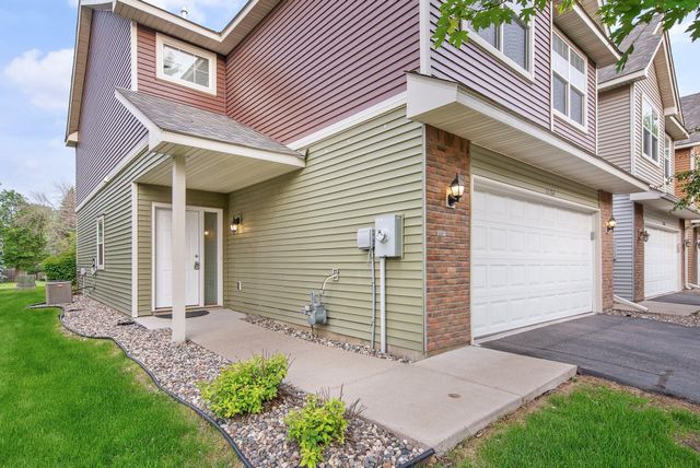 12284 River Valley Drive, Burnsville, MN 55337