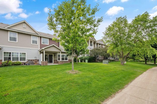 12284 River Valley Drive, Burnsville, MN 55337