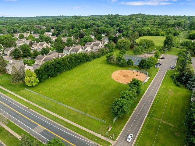 12284 River Valley Drive, Burnsville, MN 55337