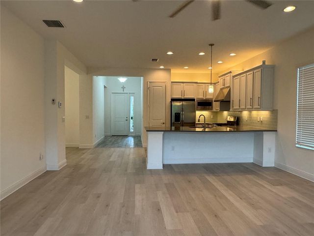 30788 LINDENTREE DRIVE, Wesley Chapel, FL 33543