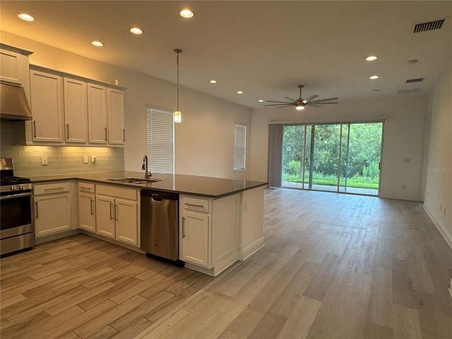 30788 LINDENTREE DRIVE, Wesley Chapel, FL 33543