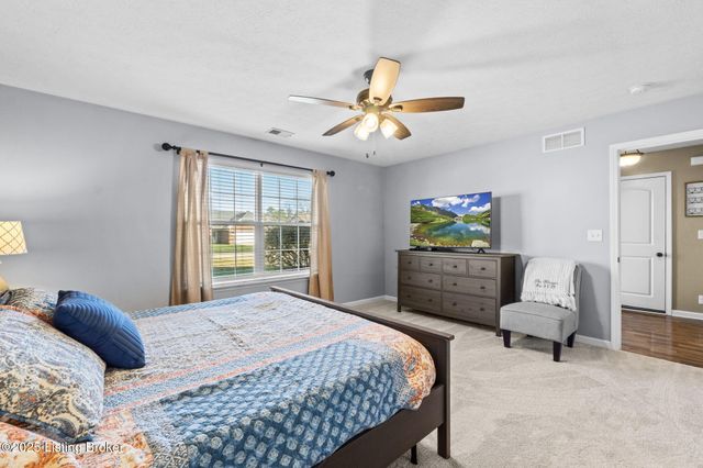 189 Magnolia Dr, Shepherdsville, KY 40165