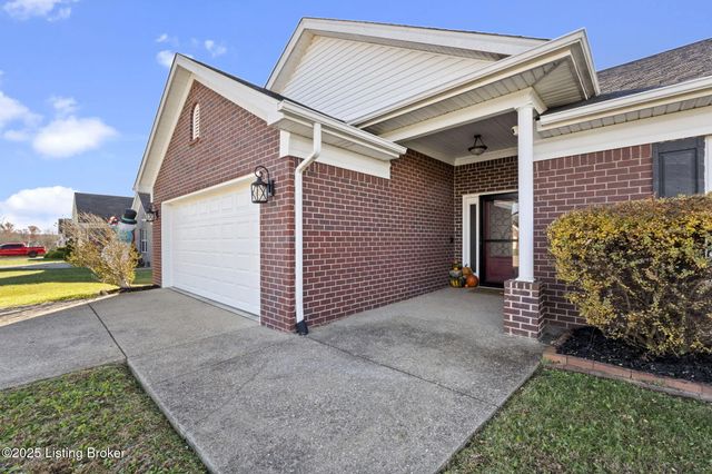 189 Magnolia Dr, Shepherdsville, KY 40165