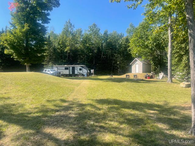 14345 Nahma Shores Dr Drive, Nahma, MI 49864