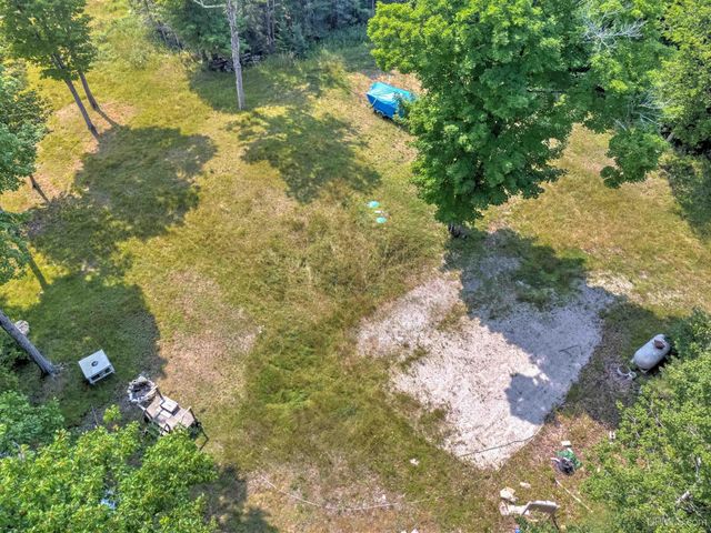 14345 Nahma Shores Dr Drive, Nahma, MI 49864