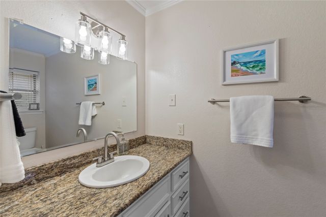 203 N Oak Acres Drive N, Malakoff, TX 75148