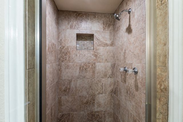 203 N Oak Acres Drive N, Malakoff, TX 75148
