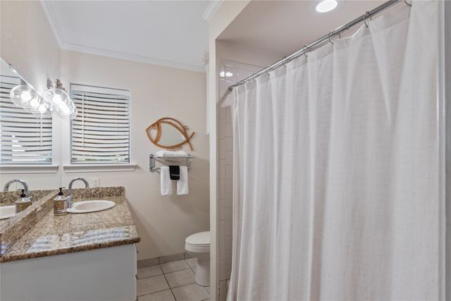 203 N Oak Acres Drive N, Malakoff, TX 75148