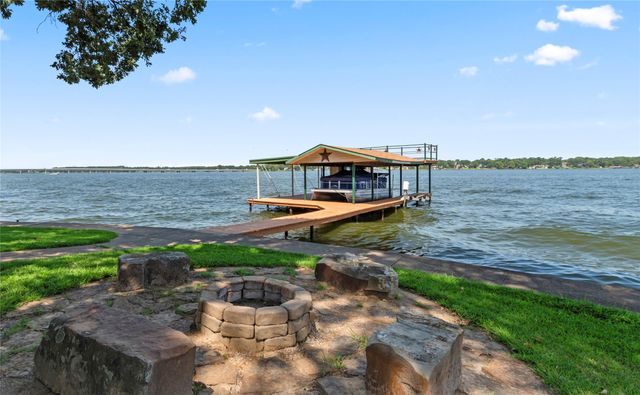 203 N Oak Acres Drive N, Malakoff, TX 75148