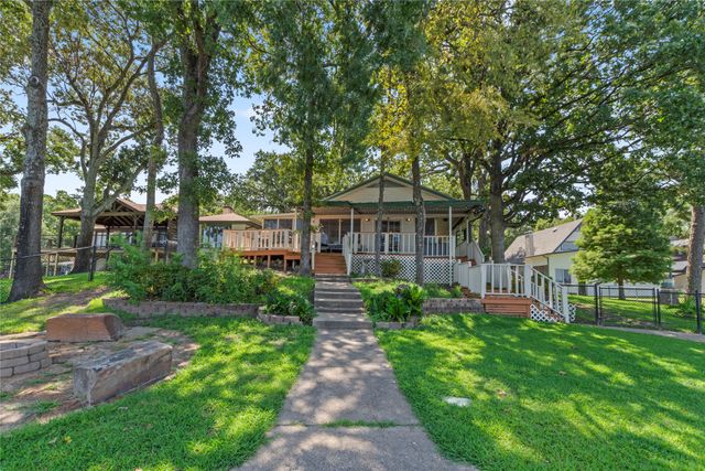 203 N Oak Acres Drive N, Malakoff, TX 75148