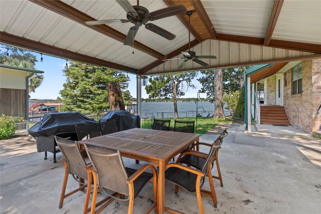 203 N Oak Acres Drive N, Malakoff, TX 75148
