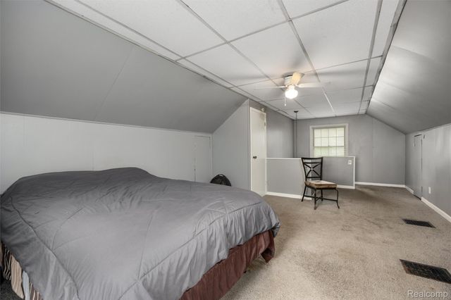 15584 Semrau Avenue, Eastpointe, MI 48021