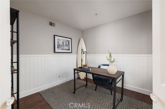 513 Pierside Circle, Huntington Beach, CA 92648