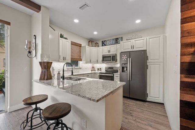 123 Wakulla Springs Way, Royal Palm Beach, FL 33411