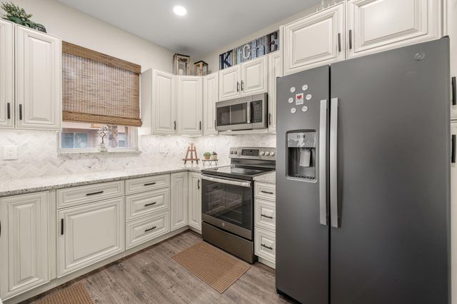 123 Wakulla Springs Way, Royal Palm Beach, FL 33411