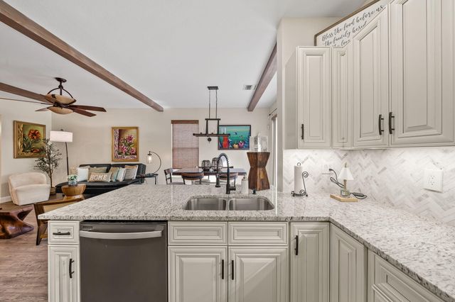123 Wakulla Springs Way, Royal Palm Beach, FL 33411