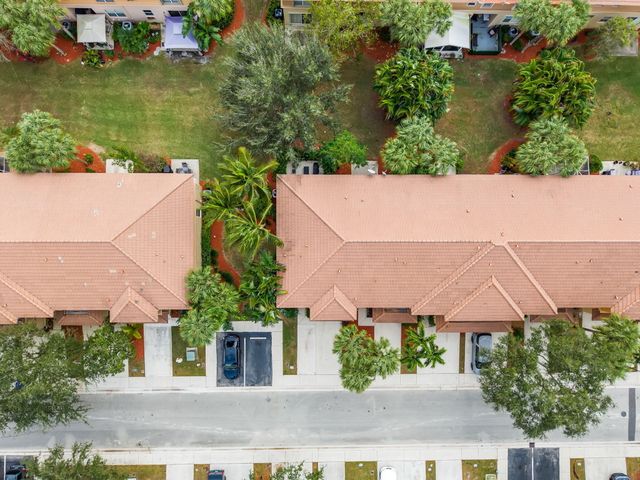 123 Wakulla Springs Way, Royal Palm Beach, FL 33411