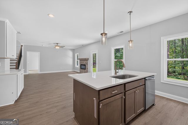 113 Southview Drive, Ellenwood, GA 30294