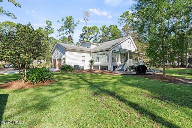 22 Wade Hampton Drive, Beaufort, SC 29907