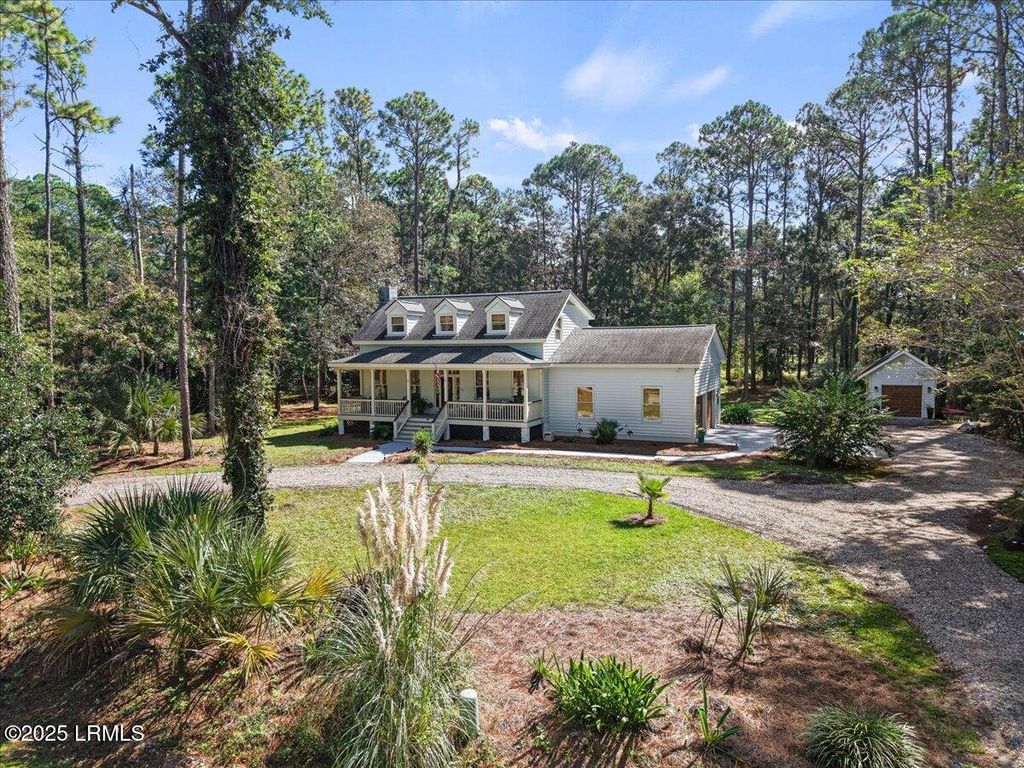 22 Wade Hampton Drive, Beaufort, SC 29907