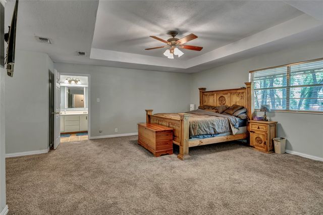 116 Nottingham Circle, Bridgeport, TX 76426