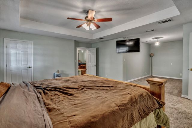 116 Nottingham Circle, Bridgeport, TX 76426