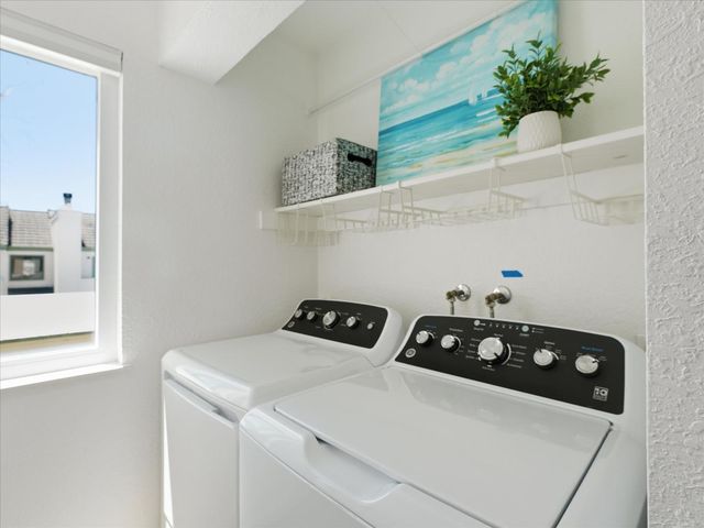 1712 Barrington Court, Santa Cruz, CA 95065