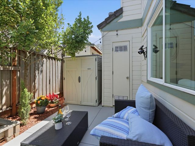 1712 Barrington Court, Santa Cruz, CA 95065