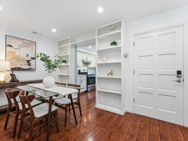 1712 Barrington Court, Santa Cruz, CA 95065
