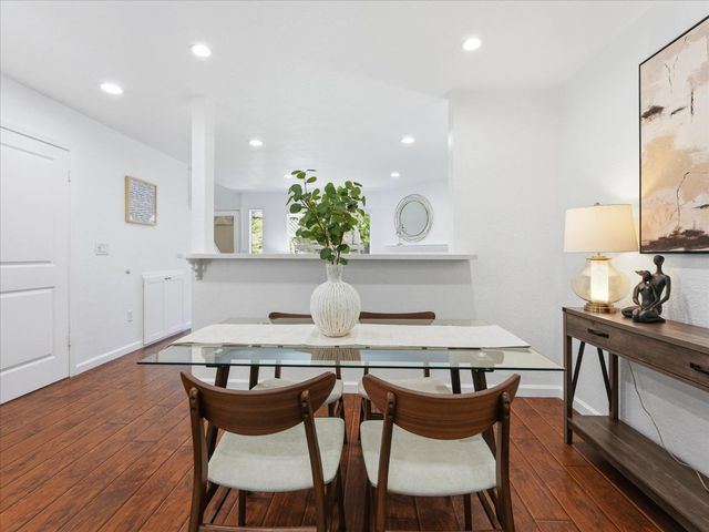 1712 Barrington Court, Santa Cruz, CA 95065